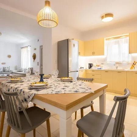 Holiday home Anneza Nikola Angairia